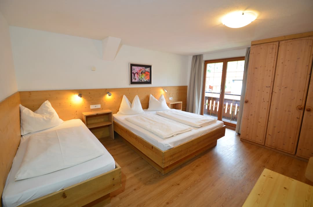 Dreibettzimmer