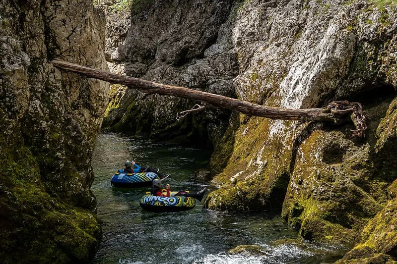 Canyoning & Tubing